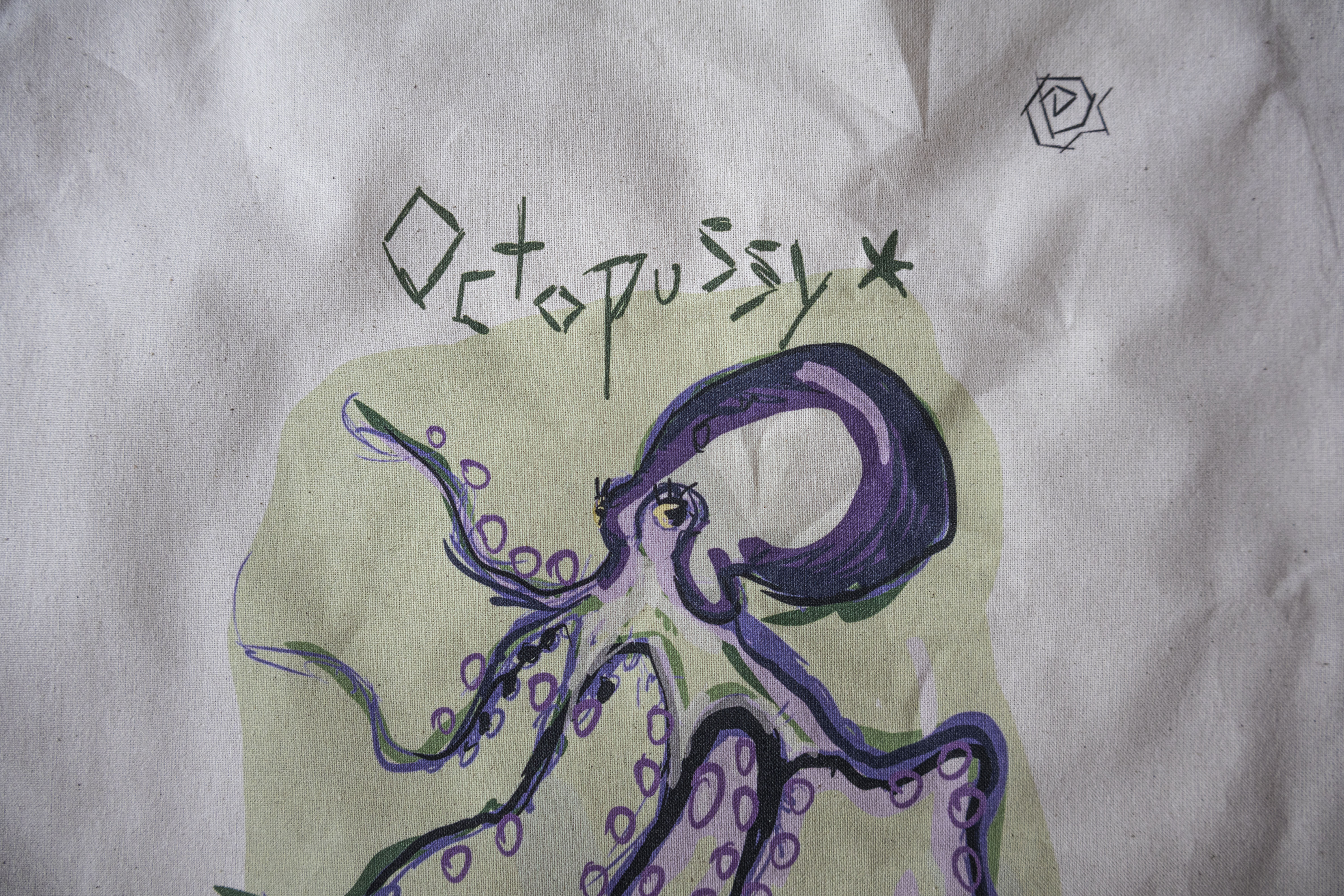Plátěnka Octopussy